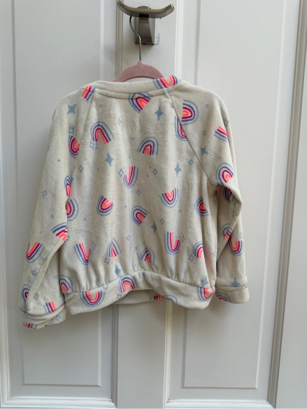 NWOT Cat & Jack 4T Cream Pullover Sweatshirt Sweater Top Shirt Pink Blue Rainbow - Picture 4 of 4